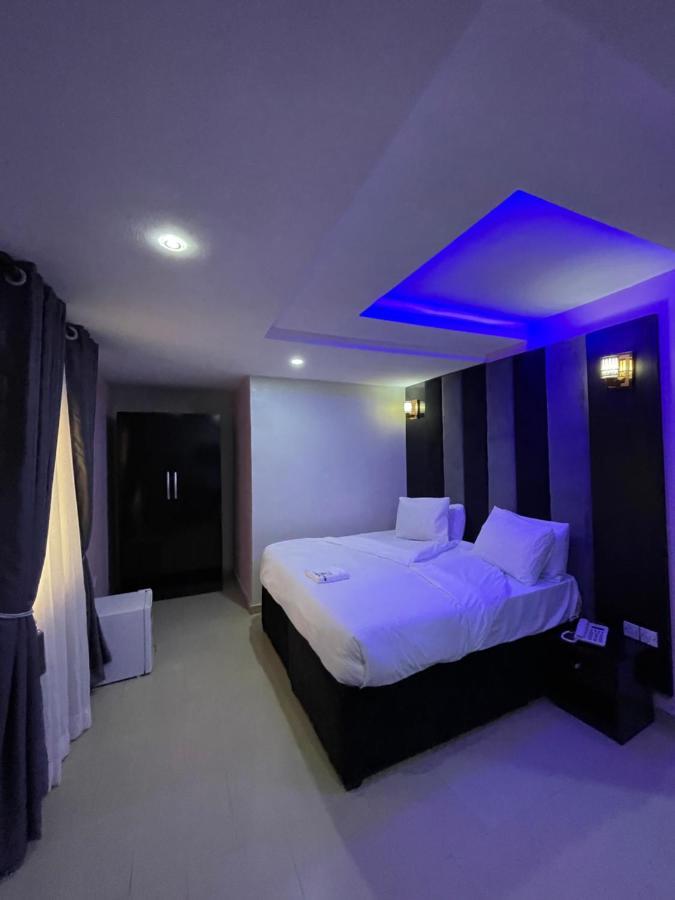 Alluring View Hotel - Allen Avenue Lagos Eksteriør billede